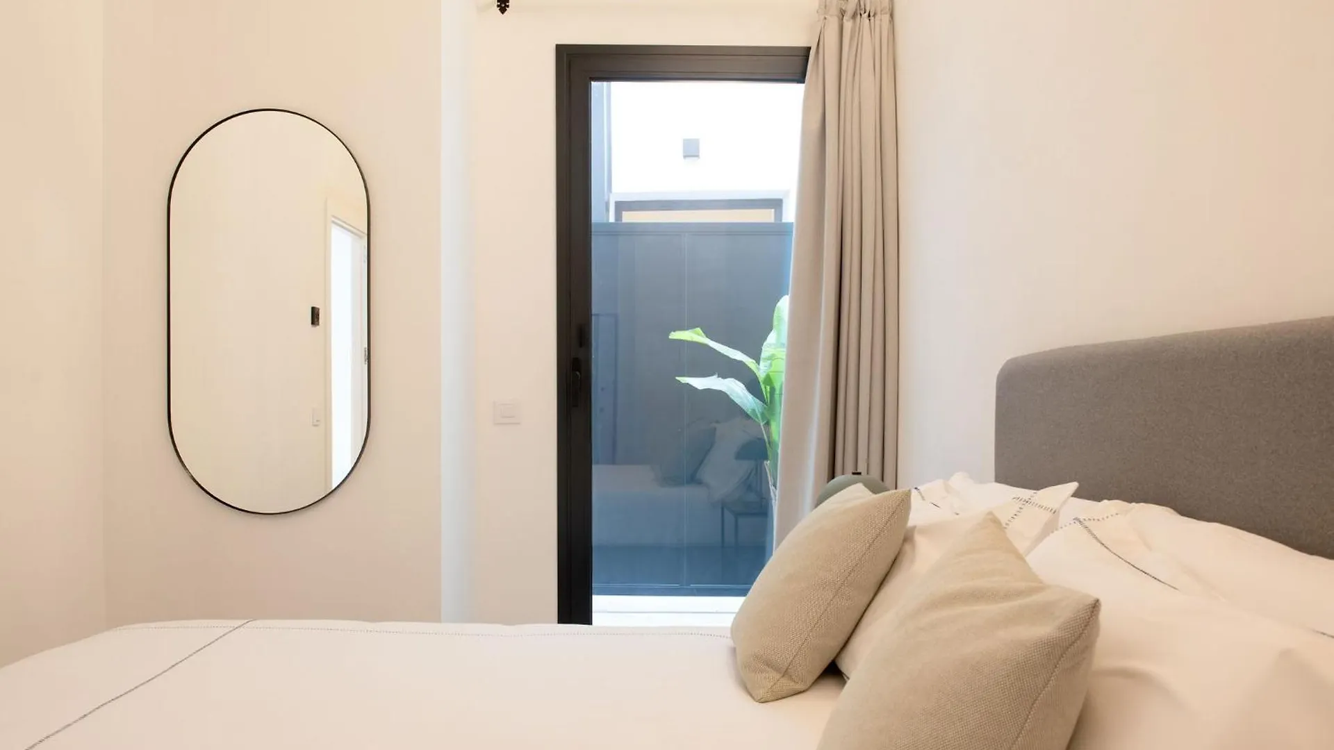 Santa Ana 18 Suite Apartments Seville